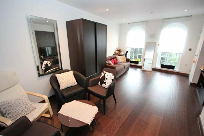 Studio To Rent In Jewel Square, Wapping, E1W