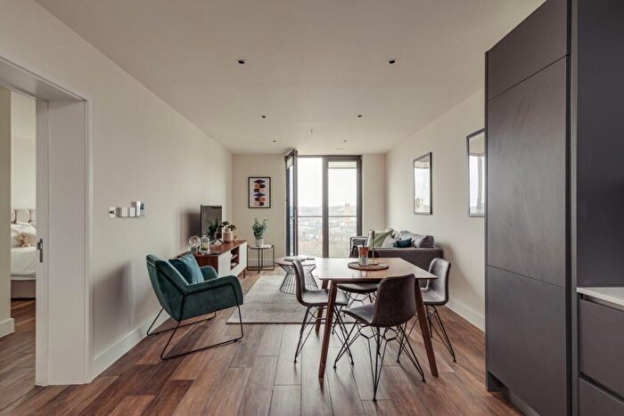 1 Bedroom Apartment To Rent In Mallow Walk, London, SE8