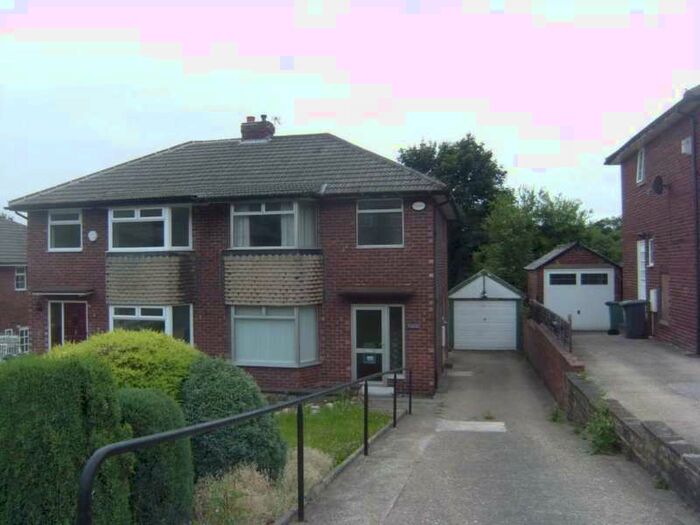 3 Bedroom Semi-Detached House To Rent In Hyrst Garth, Batley, WF17