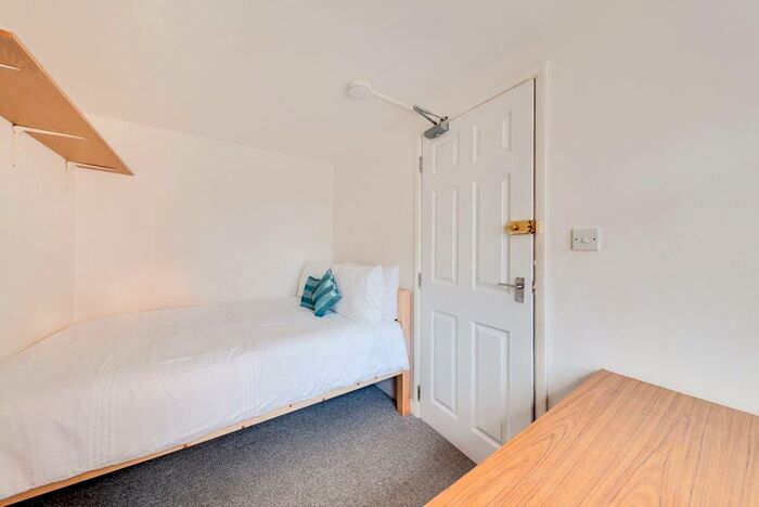 1 Bedroom Property To Rent In St. Martins Terrace, Canterbury, CT1