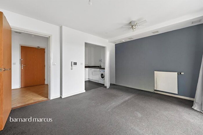 1 Bedroom Apartment For Sale In London Road, Croydon, CR0