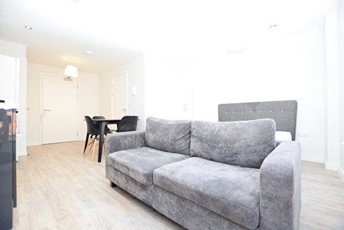 Studio To Rent In Acorn Street, Sheffield, S3