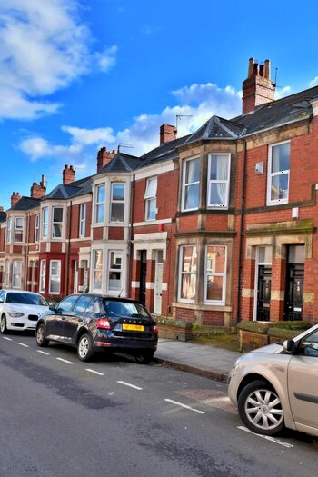 6 Bedroom Maisonette To Rent In Shortridge Terrace, Newcastle Upon Tyne, NE2