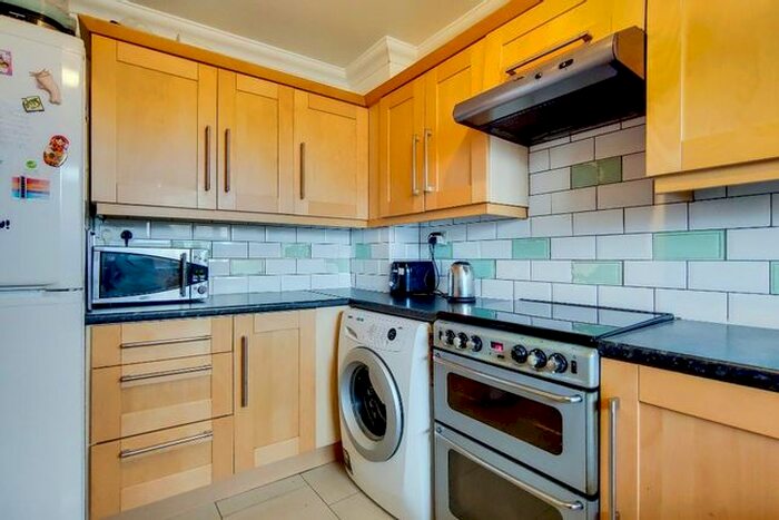 5 Bedroom Terraced House To Rent In Parsonage Street, Docklands/Crossharbour, E14