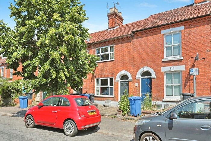 3 Bedroom End Terrace House For Sale In Glebe Road, Norwich, NR2