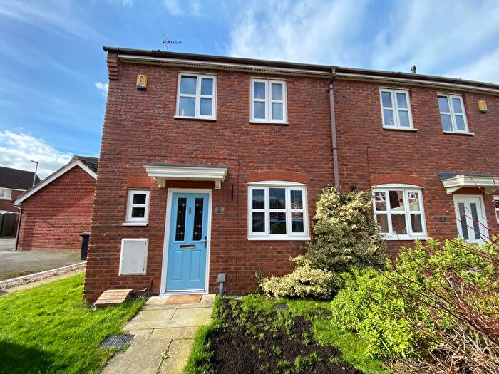 3 Bedroom Terraced House For Sale In Oaklands Court, Weston, Weston, Crewe, CW2