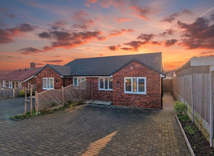 2 Bedroom Semi-Detached Bungalow For Sale In Wood Avenue, Creswell, S80