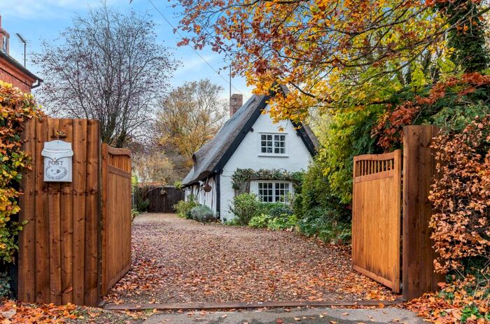 3 Bedroom Cottage For Sale In High Street, Riseley, Bedford MK44