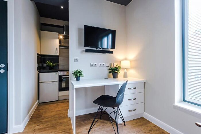 1 Bedroom Flat To Rent In Upper New Walk, Leicester, LE1