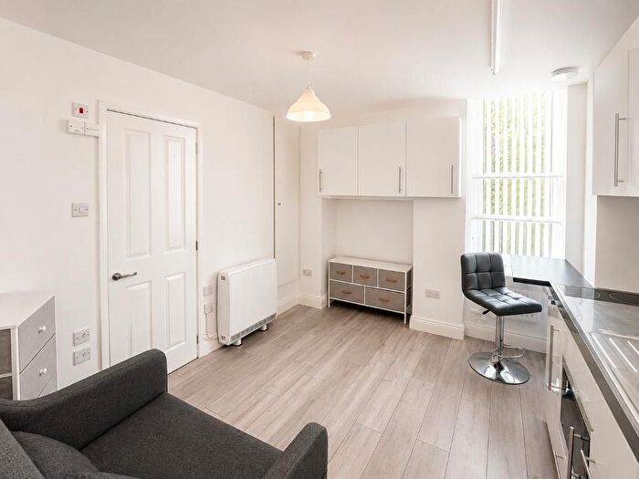 1 Bedroom Studio To Rent In The Approach, Orpington, Kent, BR6