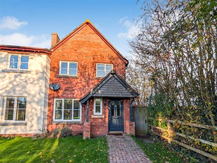 3 Bedroom Semi-Detached House For Sale In Lychgate Park, Copplestone, Crediton, EX17