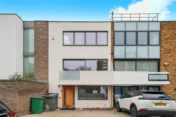 5 Bedroom Terraced House To Rent In King Henrys Road, Primrose Hill, NW3