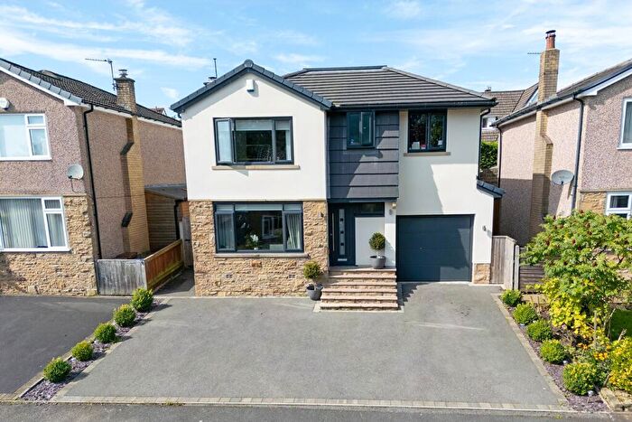 4 Bedroom Detached House For Sale In Mint Avenue, Barrowford, Lancashire, BB9
