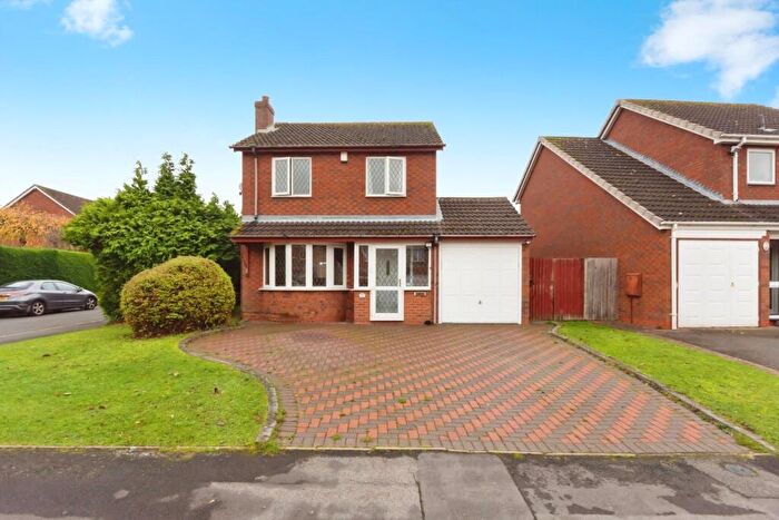 3 Bedroom House For Sale In Whitemoor Drive, Shirley, Solihull, B90