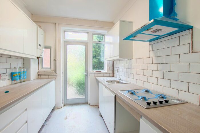 3 Bedroom Terraced House To Rent In Horncastle Road, London SE12