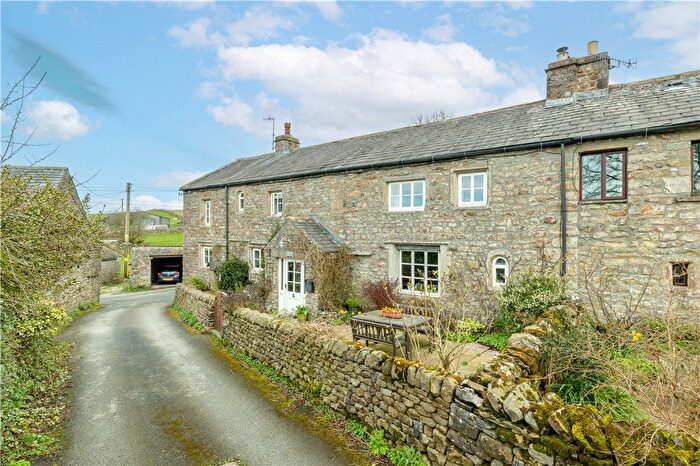3 Bedroom Detached House For Sale In Brackenber Farmhouse, Cold Cotes, Clapham, Lancaster, LA2