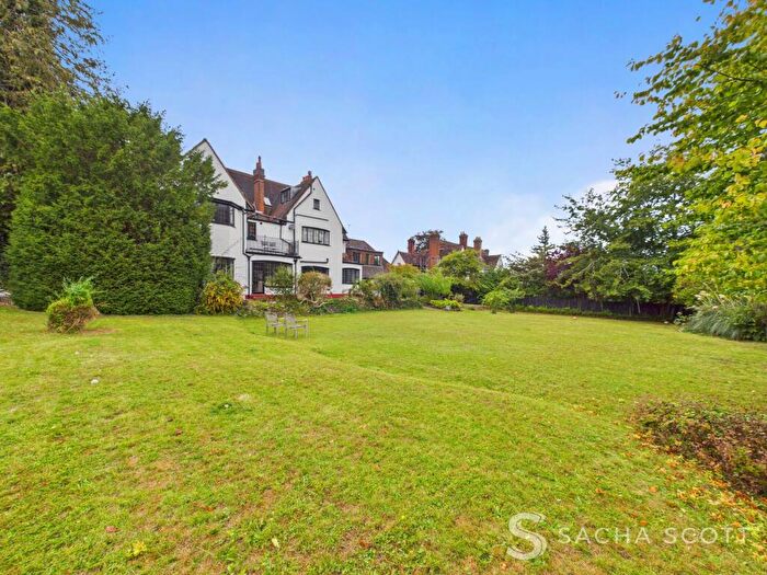 2 Bedroom Flat For Sale In Lynwood Road, Epsom, KT17