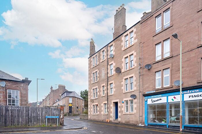 2 Bedroom Flat To Rent In Milnbank Road, Dundee, DD1