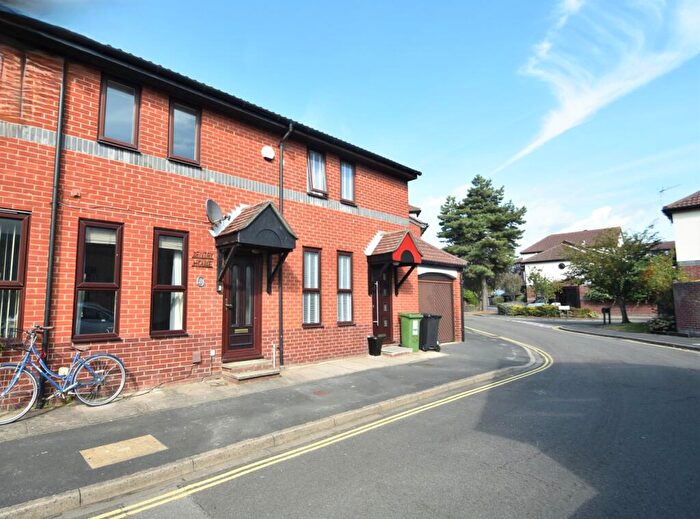 2 Bedroom Terraced House To Rent In Armory Lane, Portsmouth, PO1