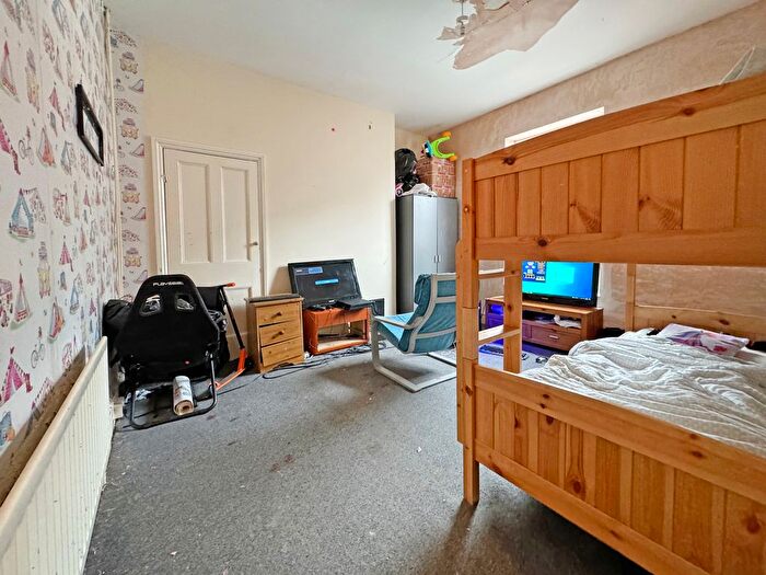 5 Bedroom End Of Terrace House For Sale In Milton Road, Hartlepool, TS26