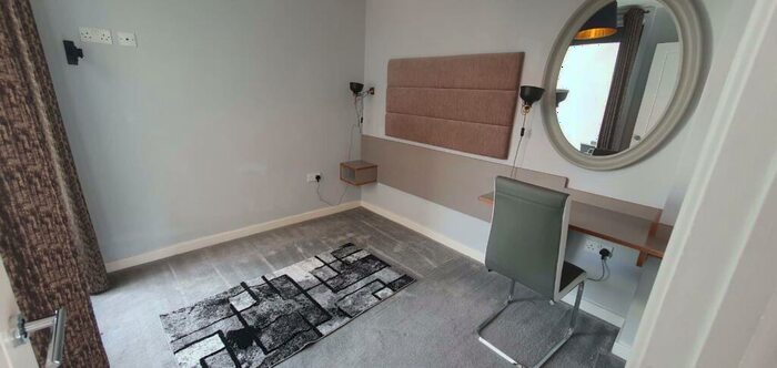 5 Bedroom Terraced House To Rent In Winton Lane, Bristol, BS4