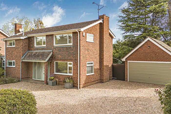4 Bedroom Detached House For Sale In Orchard Coombe, Whitchurch Hill, RG8