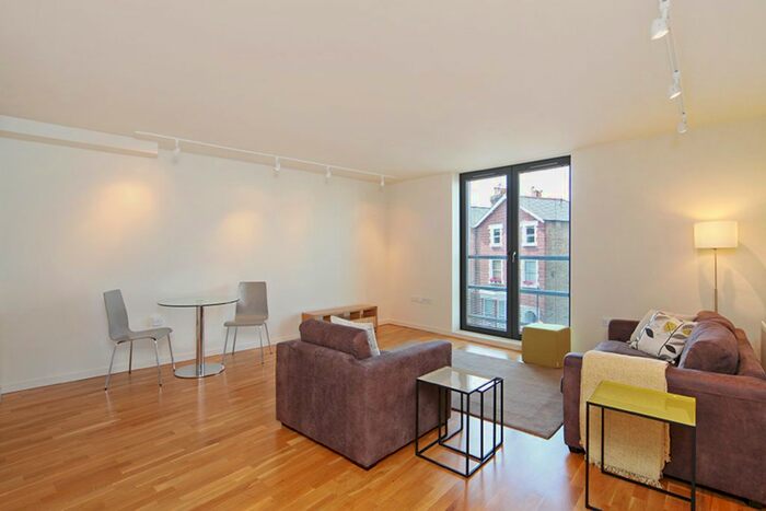 1 Bedroom Flat To Rent In The Edge, Wimbledon Village, SW19