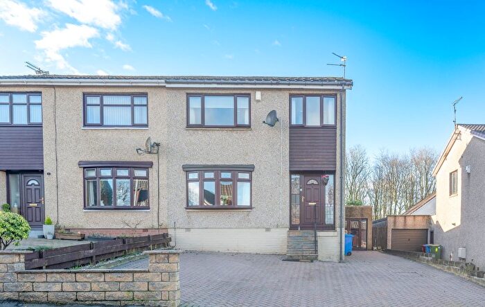 3 Bedroom Semi-Detached House For Sale In Baxter Crescent, Denny, FK6