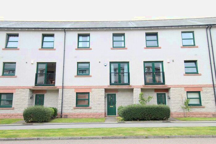 3 Bedroom Terraced House To Rent In Grandholm Crescent, Aberdeen, AB22