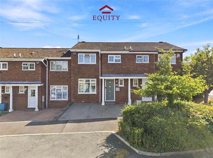 3 Bedroom Terraced House For Sale In Grovedale Close, Cheshunt, Waltham Cross, Hertfordshire, EN7