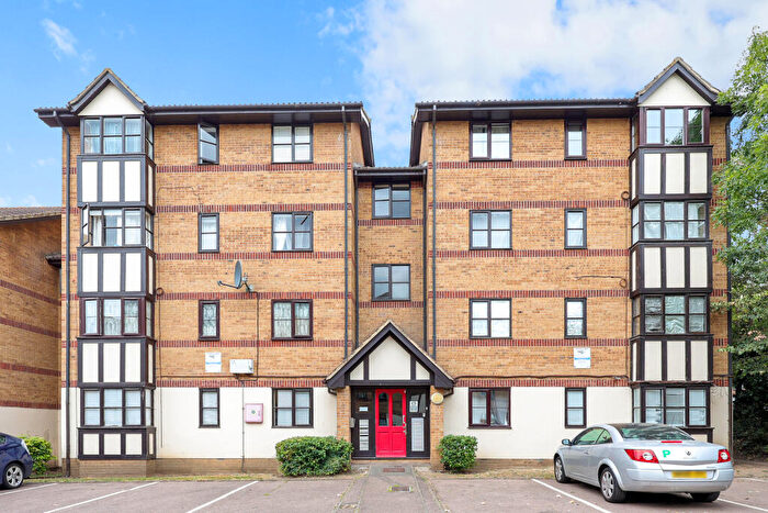 2 Bedroom Flat For Sale In Somerset Gardens, N17