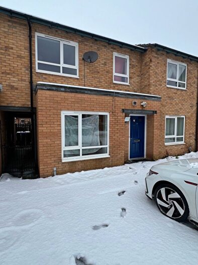 3 Bedroom Terraced House To Rent In Park Grange Court, Sheffield, S2