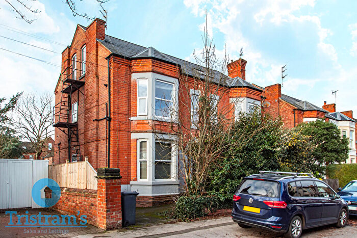 2 Bedroom Apartment To Rent In Flat, William Road, West Bridgford, Nottingham, NG2