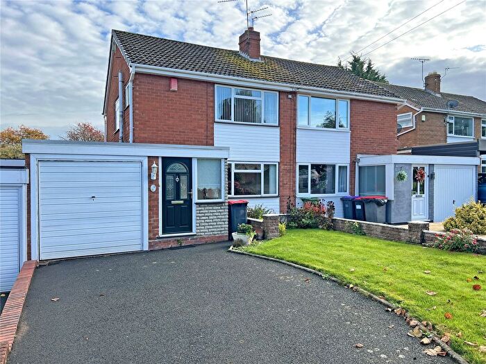 3 Bedroom Semi Detached House For Sale In Linden Avenue, Wellington, Telford, Shropshire, TF1
