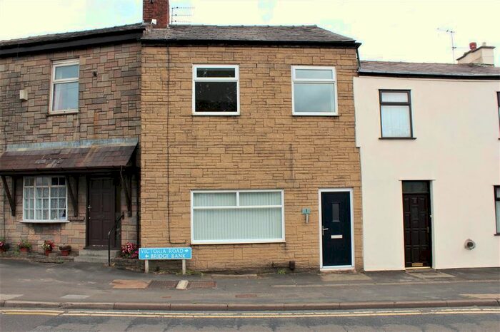 3 Bedroom End Of Terrace House To Rent In Victoria Road, Walton Le Dale, Preston, PR5