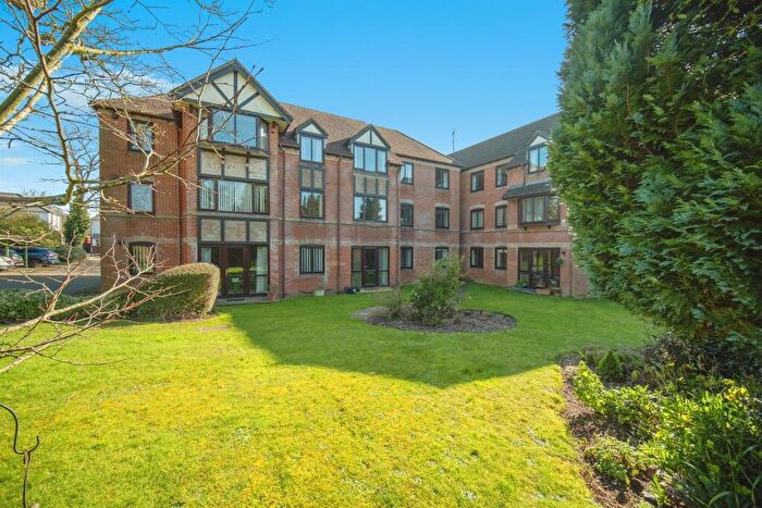 2 Bedroom Apartment To Rent In Vyne Road, Basingstoke, RG21