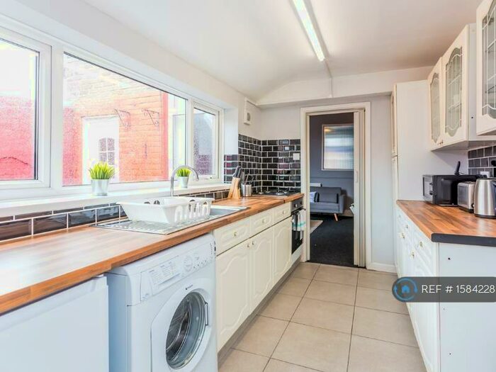 3 Bedroom Terraced House To Rent In Nora St, Sunderland, SR4