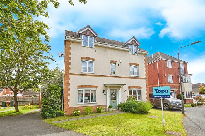 4 Bedroom Detached House For Sale In Churnet Road, Hilton, DE65