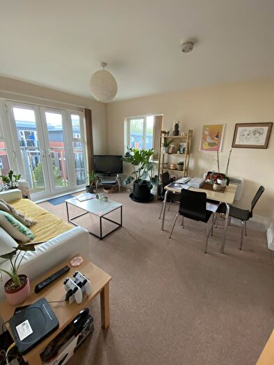 2 Bedroom Flat To Rent In Conisbrough Keep, Coventry, CV1