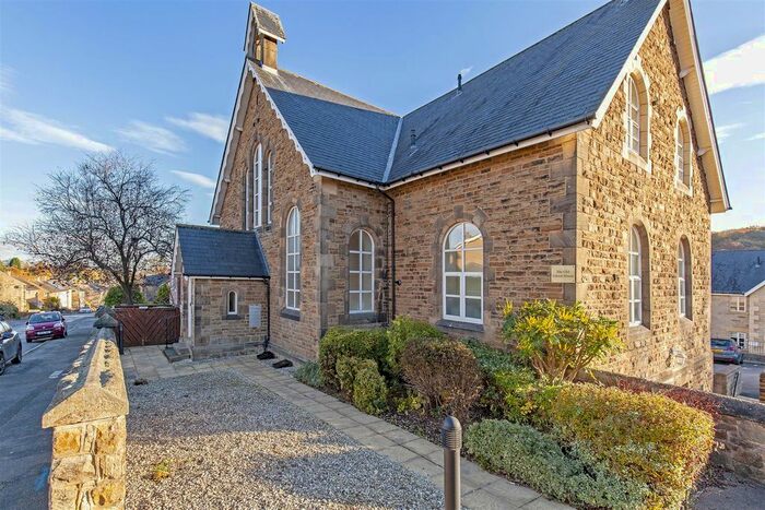 2 Bedroom Flat To Rent In The Old School House, Holymoorside, Chesterfield S42