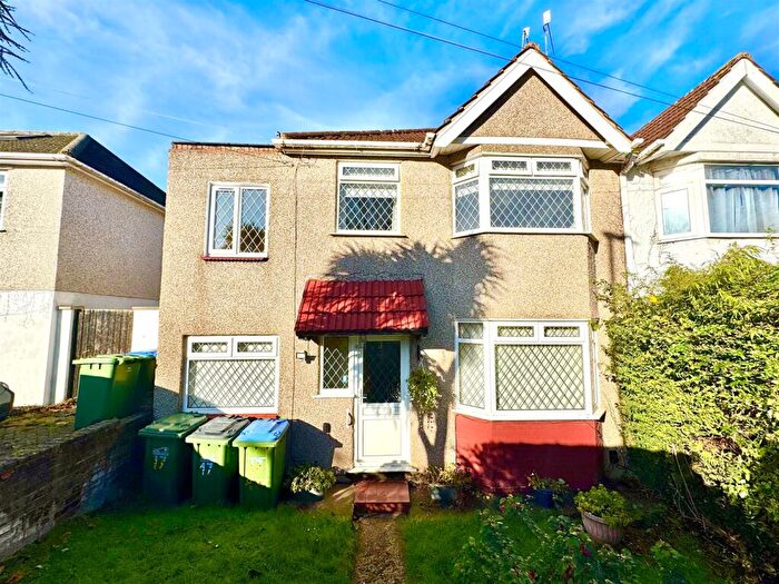 5 Bedroom Semi Detached House For Sale In Oakmere Road, London, SE2