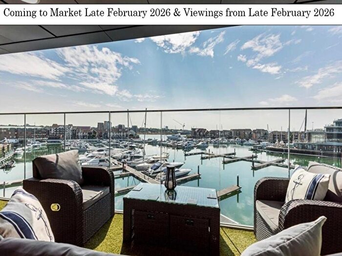 2 Bedroom Apartment For Sale In Admirals Quay, Ocean Way, Southampton, SO14
