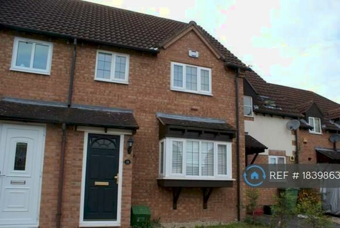3 Bedroom Terraced House To Rent In Stanshaws Close, Bradley Stoke, Bristol, BS32