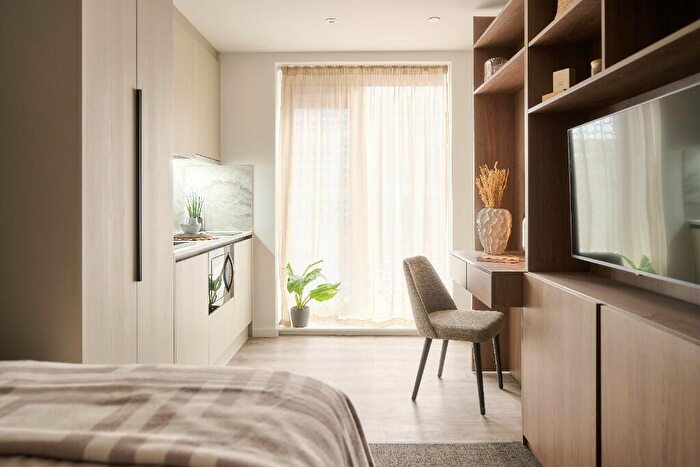 Studio To Rent In Botanic Avenue, Manchester, Greater Manchester, M15