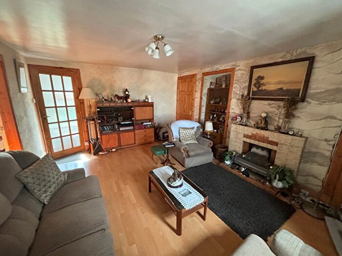 3 Bedroom Bungalow For Sale In / Dovecot Park, Selkirk, Selkirkshire, TD7