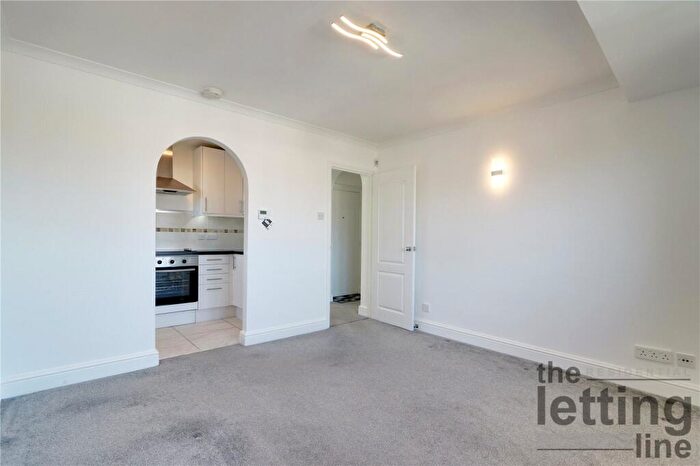 2 Bedroom Apartment To Rent In Barley Court, Bury Green Road, Cheshunt, Waltham Cross, EN7