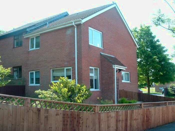 1 Bedroom Property To Rent In Bronwydd, Birchgrove, Swansea SA7