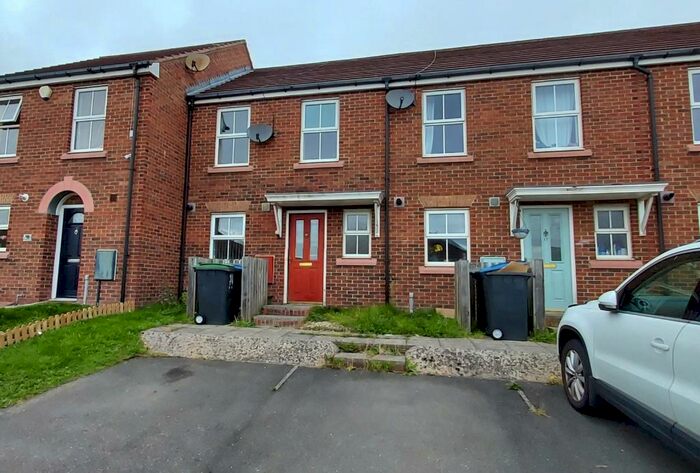 2 Bedroom Mews To Rent In Orwell Gardens, Stanley, DH9