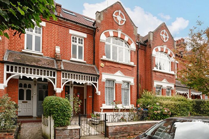 4 Bedroom Maisonette To Rent In Merton Hall Road, Wimbledon, London, SW19