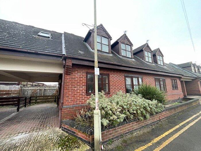 2 Bedroom Cottage To Rent In Bridgeside Cottages, Loughborough, LE11